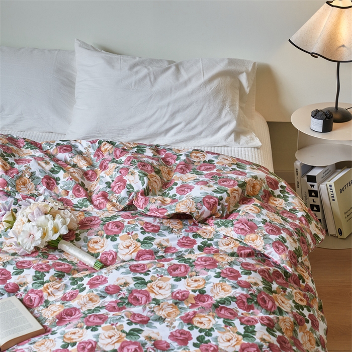 91家纺网 家纺一手货源 找家纺 窝米 2024新款全棉13370印花单品系列--被套 小玫瑰被套