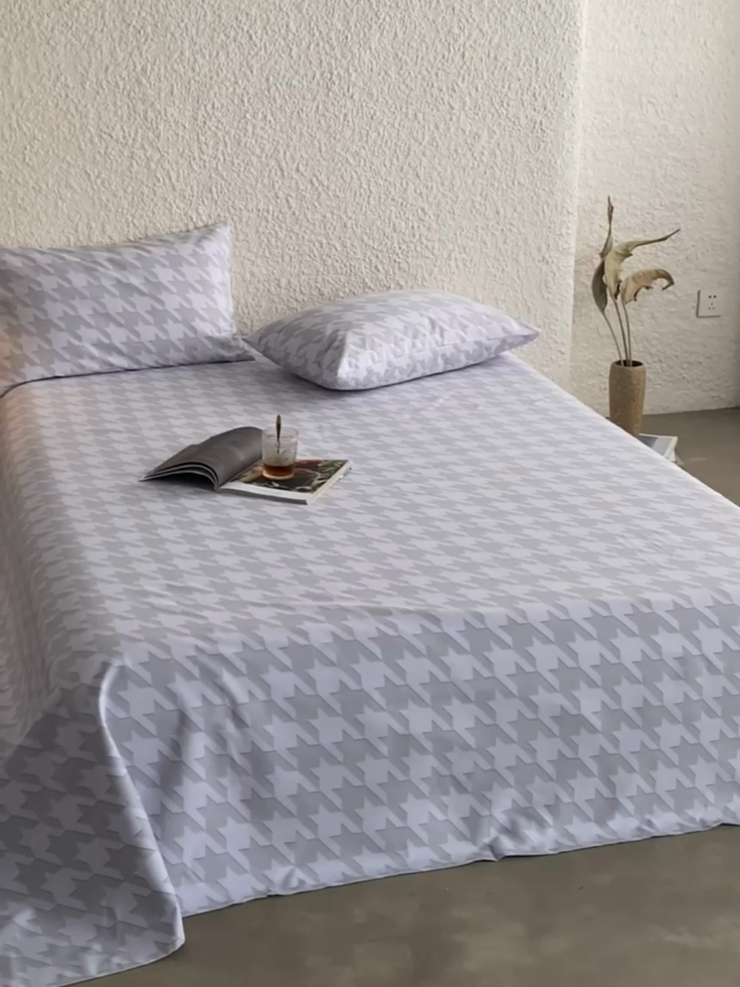 91家纺网 家纺一手货源 找家纺 小懒猪 2024新品全棉纯棉老粗布单品床单 千鸟格灰