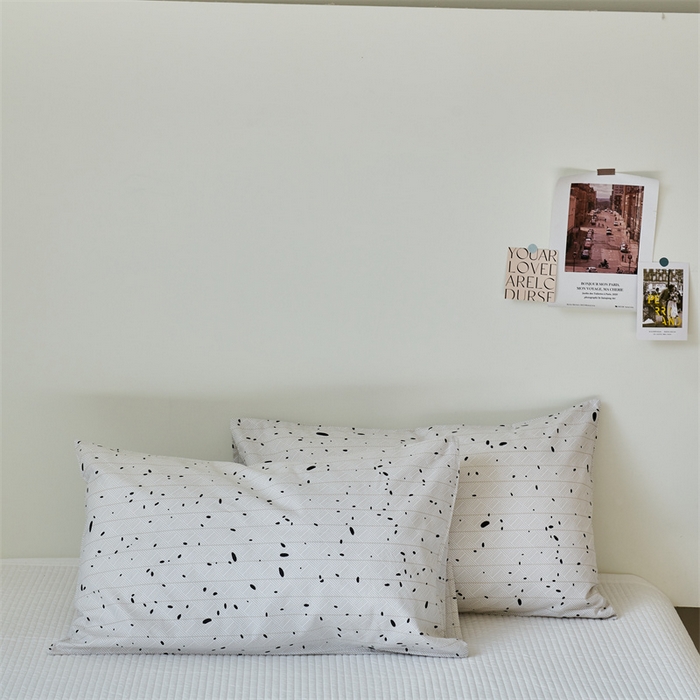 91家纺网 家纺一手货源 找家纺 窝米 2024新款全棉13370印花单品系列--枕套 平行时空枕套