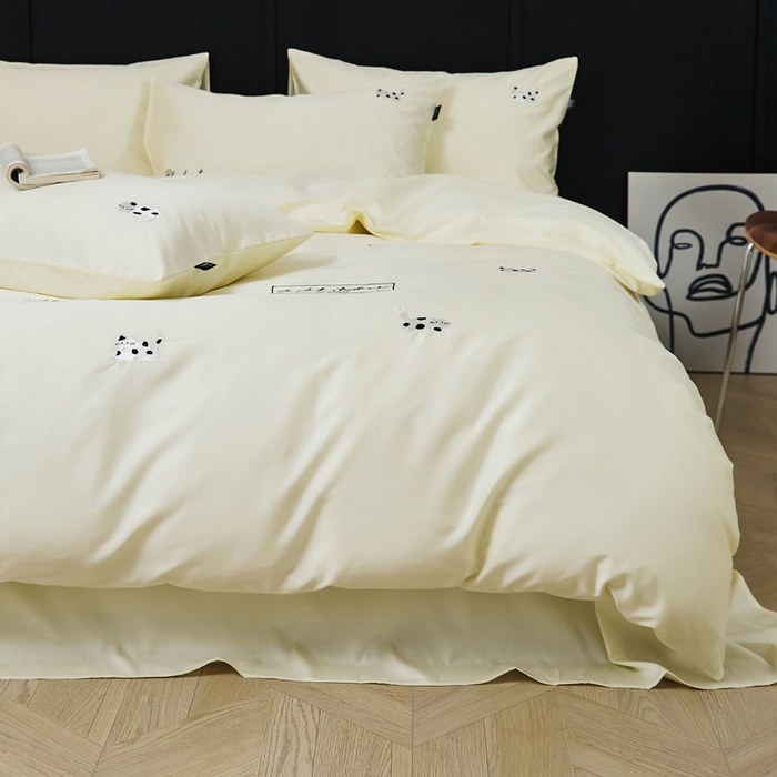 91家纺网 家纺一手货源 找家纺 荣轩家居 2024新款天丝棉刺绣四件套  波点猫-浅米黄