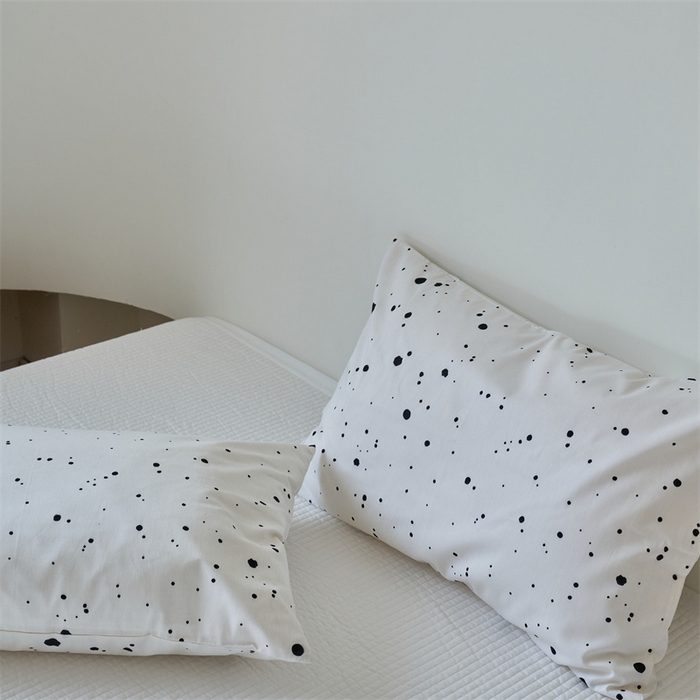 91家纺网 家纺一手货源 找家纺 窝米 2024新款全棉13370印花单品系列--枕套 幻想枕套