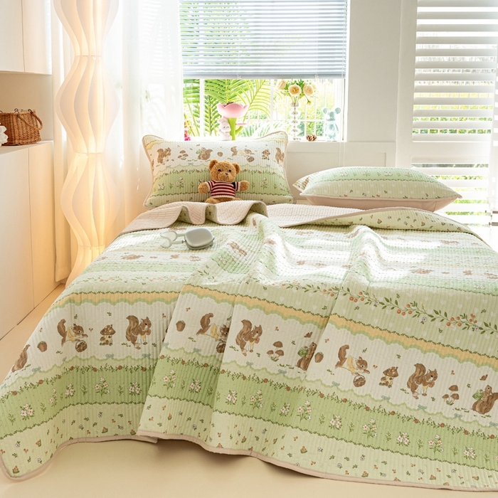 91家纺网 家纺一手货源 找家纺 X猫先生床笠 2025新款全棉床盖床单小清新夹棉床盖炕盖套件跑量款（暖光场景图） 松鼠森林