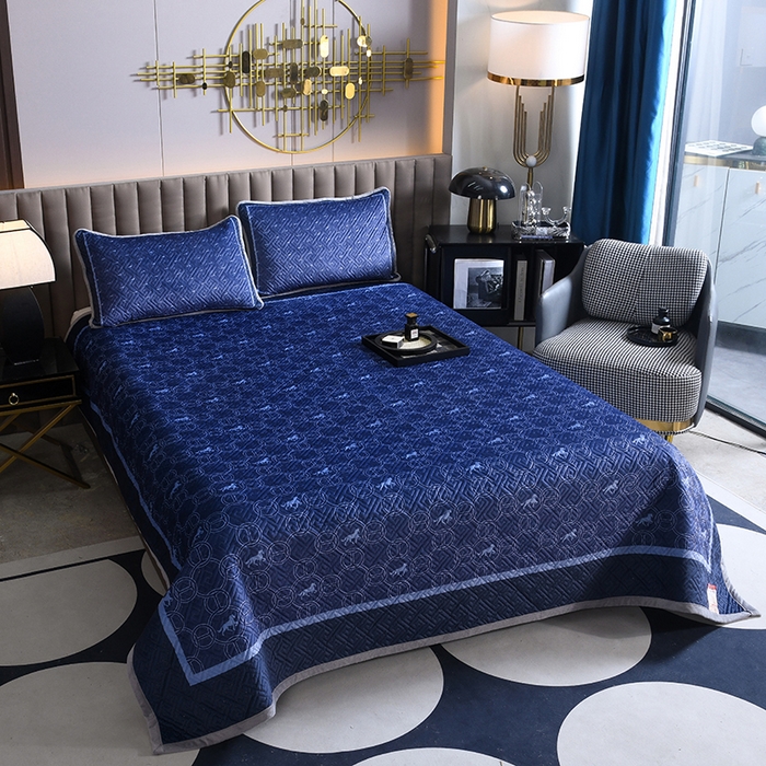 91家纺网 家纺一手货源 找家纺 爵仕家纺 2025新款A面宝宝绒B面磨毛布四季通用床盖 蓝马