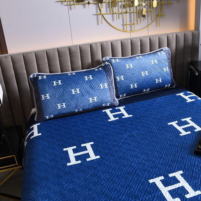 91家纺网 家纺一手货源 找家纺 爵仕家纺 2025新款A面宝宝绒B面磨毛布四季通用床盖 蓝H