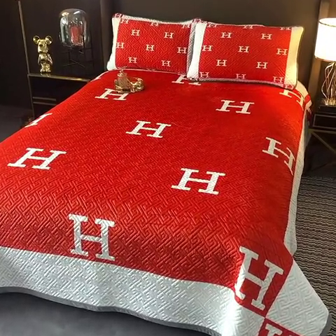 91家纺网 家纺一手货源 找家纺 爵仕家纺 2025新款A面宝宝绒B面磨毛布四季通用床盖 H