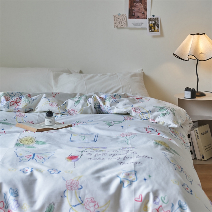 91家纺网 家纺一手货源 找家纺 窝米 2024新款全棉13370印花单品系列--被套 浮蝶儿绿被套