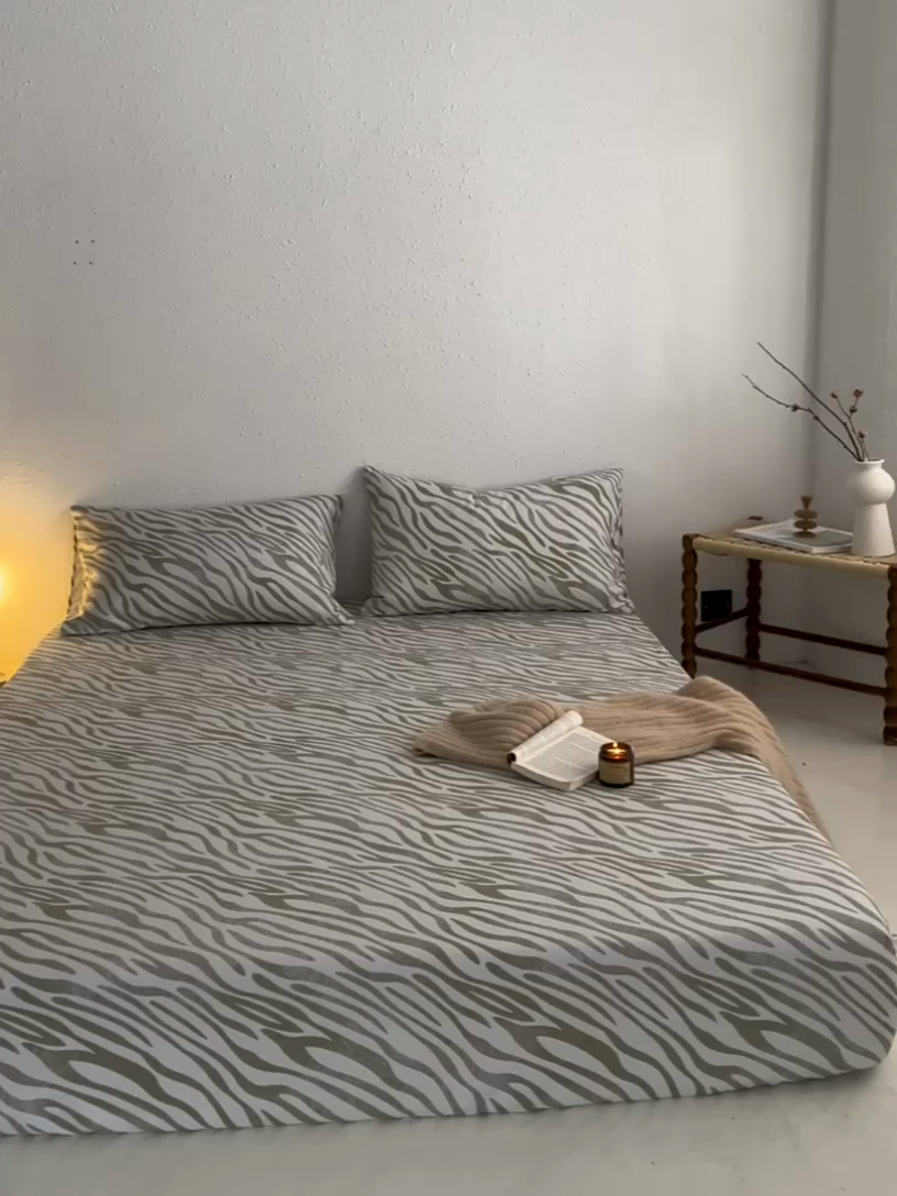 91家纺网 家纺一手货源 找家纺 小懒猪 2024新品全棉纯棉老粗布单品床笠 绿漾