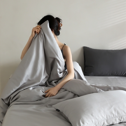 91家纺网 家纺一手货源 找家纺 （总）花时间 2024春夏新‬品A类60S兰精天丝纯色四件套