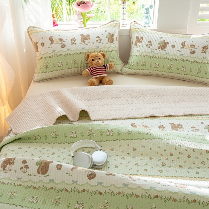 91家纺网 家纺一手货源 找家纺 X猫先生床笠 2025新款全棉床盖床单小清新夹棉床盖炕盖套件跑量款（暖光场景图） 松鼠森林