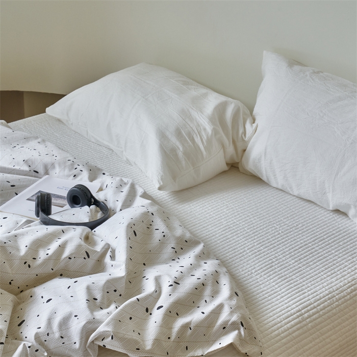 91家纺网 家纺一手货源 找家纺 窝米 2024新款全棉13370印花单品系列--被套 平行时空标准