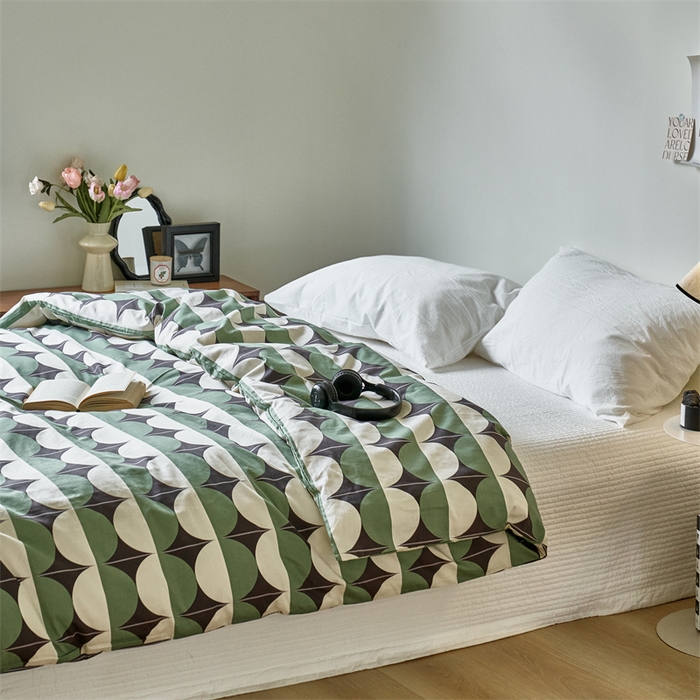 91家纺网 家纺一手货源 找家纺 窝米 2024新款全棉13370印花单品系列--被套 大西洋绿被套