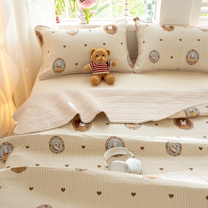 91家纺网 家纺一手货源 找家纺 X猫先生床笠 2025新款全棉床盖床单小清新夹棉床盖炕盖套件跑量款（暖光场景图） 蒙娜丽兔