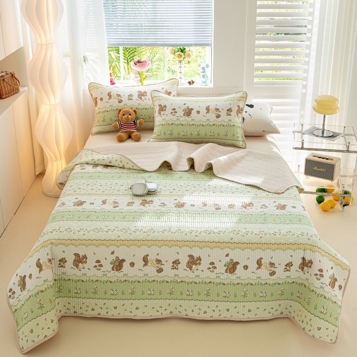 91家纺网 家纺一手货源 找家纺 X猫先生床笠 2025新款全棉床盖床单小清新夹棉床盖炕盖套件跑量款（暖光场景图） 松鼠森林