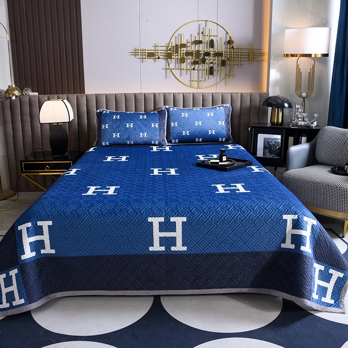 91家纺网 家纺一手货源 找家纺 爵仕家纺 2025新款A面宝宝绒B面磨毛布四季通用床盖 蓝H