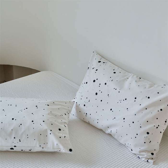 91家纺网 家纺一手货源 找家纺 窝米 2024新款全棉13370印花单品系列--枕套 幻想枕套