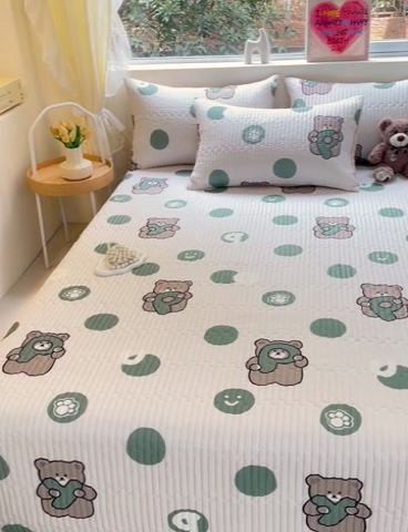 91家纺网 家纺一手货源 找家纺 澳梵家居 2024新款凉感丝软席软凉席床盖夏被四件套件 小屁熊