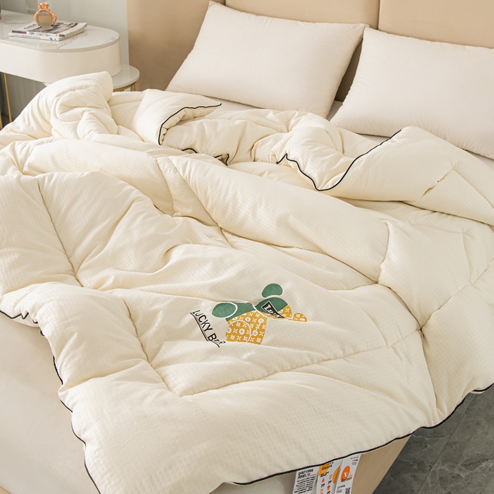 91家纺网 家纺一手货源 找家纺 居易简 2025新款直播华夫格大豆被纤维被冬被春秋被夏被被子被芯 贝拉熊