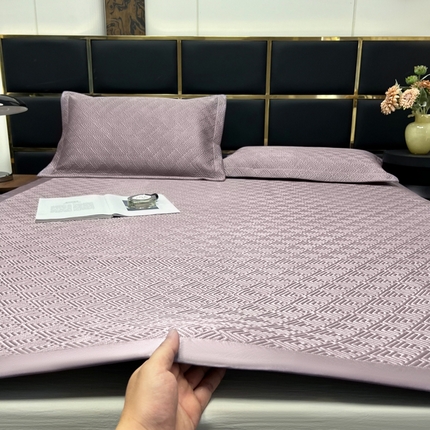 91家纺网 家纺一手货源 找家纺 （总）桂雅居 2024新款竹纤维纳凉养生抑菌软凉席-逸生满竹（大客户微信私聊）
