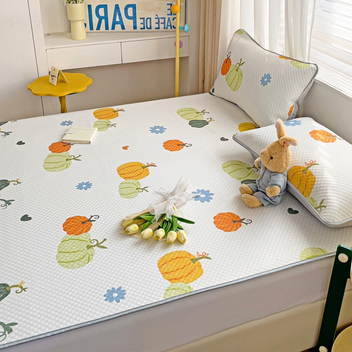 91家纺网 家纺一手货源 找家纺 大柏树 2025新款A类印花凉豆豆冰豆豆床席款凉席 小南瓜