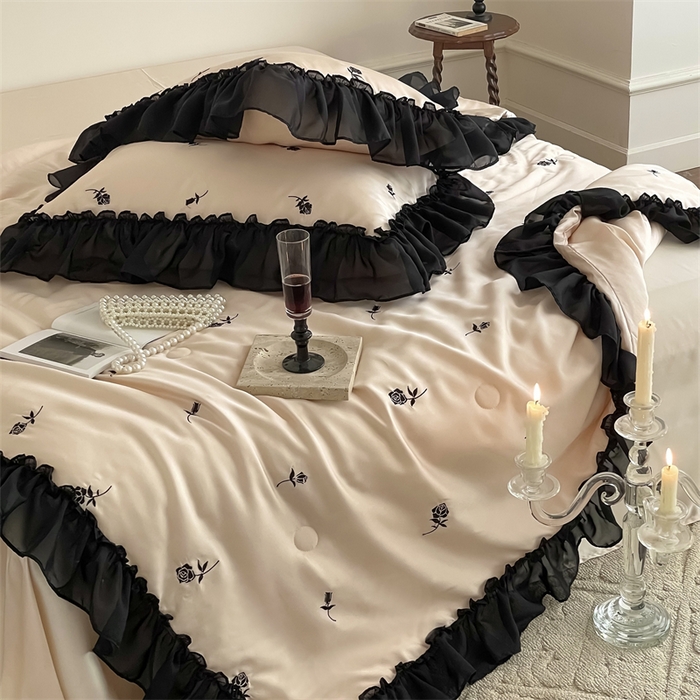 91家纺网 家纺一手货源 找家纺 黛舒家居 2024新款60支100%莱赛尔纤维夏被四件套 黑色玫瑰