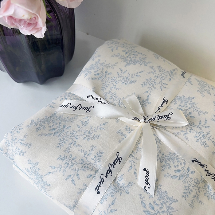 91家纺网 家纺一手货源 找家纺 麦伦家居 2024春夏新品全棉有氧双层纱印花系列四件套（叠拍图） 蓝萱