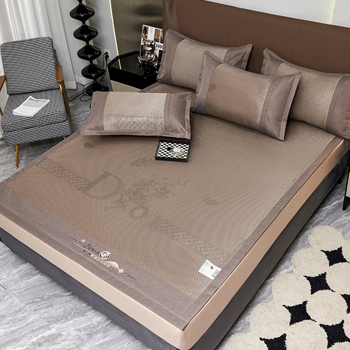 91家纺网 家纺一手货源 找家纺 优姿家纺 2024新款藤王重工刺绣加厚编制冰滕双凉席三件套 香槟