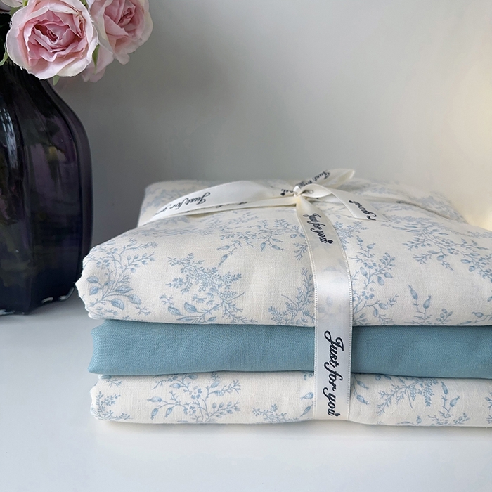 91家纺网 家纺一手货源 找家纺 麦伦家居 2024春夏新品全棉有氧双层纱印花系列四件套（叠拍图） 蓝萱