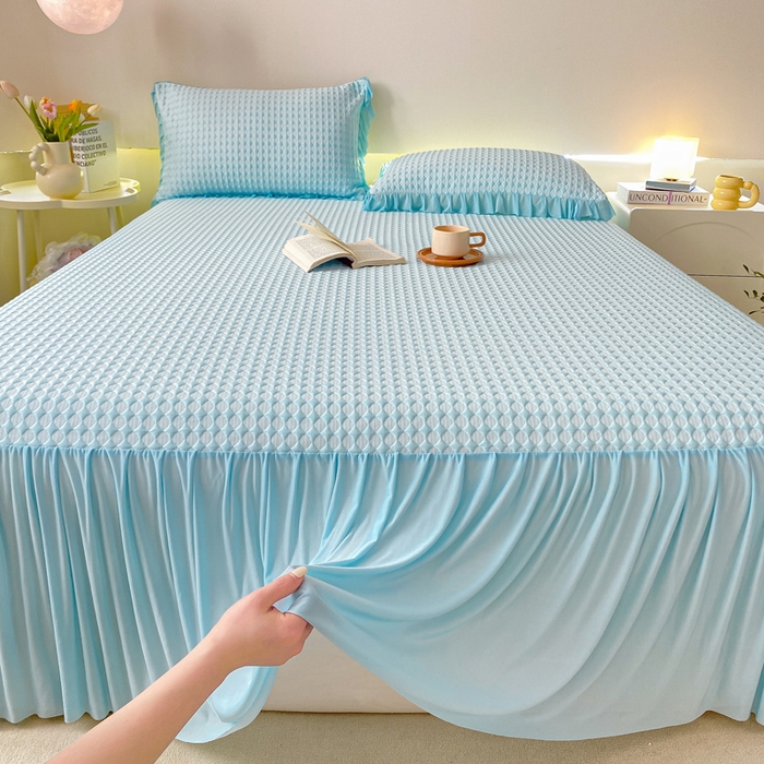 91家纺网 家纺一手货源 找家纺 卡派 2024新款凉豆豆冰丝软床裙 天空蓝