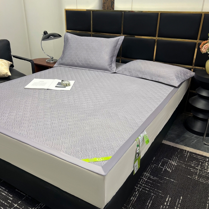 91家纺网 家纺一手货源 找家纺 桂雅居 2024新款竹纤维纳凉养生抑菌软凉席-逸生满竹（大客户微信私聊） 薄雾灰