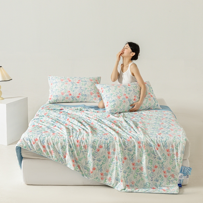 91家纺网 家纺一手货源 找家纺 佳居缘 发2024新款A类印花冰氨凉感夏被 花海