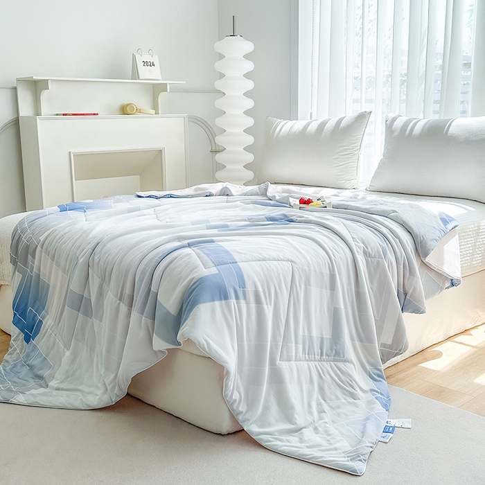 91家纺网 家纺一手货源 找家纺 佳居缘 2025新款A类全锦纶数码印花凉感夏被凉感丝夏被空调被 菱彩