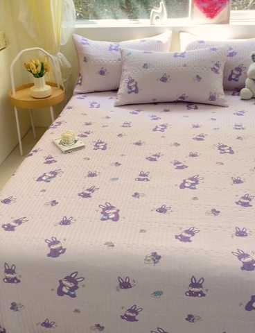 91家纺网 家纺一手货源 找家纺 澳梵家居 2024新款凉感丝软席软凉席床盖夏被四件套件 调皮兔