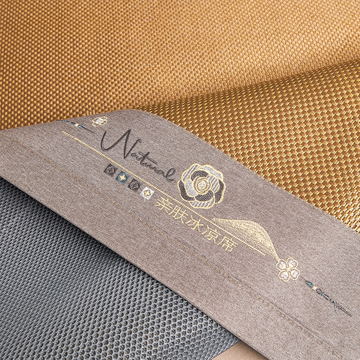 91家纺网 家纺一手货源 找家纺 优姿家纺 2024新款藤王重工刺绣加厚编制冰滕双凉席三件套 咖色