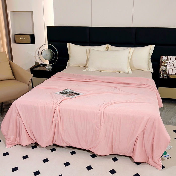 91家纺网 家纺一手货源 找家纺 情煊家纺 2024新款纯色凉感丝夏被 皮粉