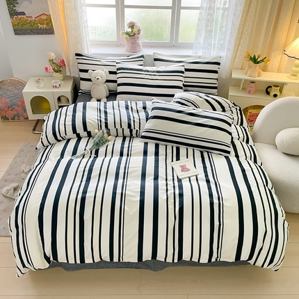 91家纺网 家纺一手货源 找家纺 芊寻家居 2024新款全棉13372花卉系列四件套 随意