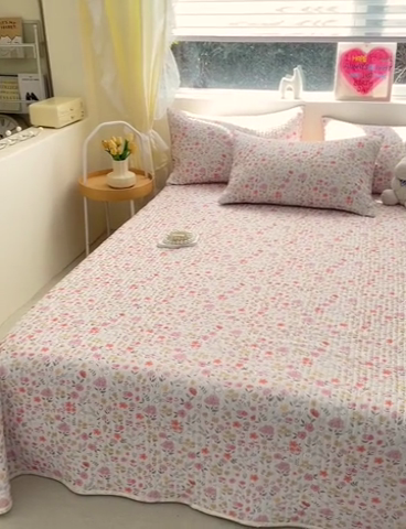 91家纺网 家纺一手货源 找家纺 澳梵家居 2024新款凉感丝软席软凉席床盖夏被四件套件 小花园