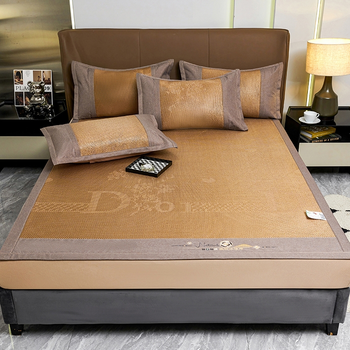 91家纺网 家纺一手货源 找家纺 优姿家纺 2024新款藤王重工刺绣加厚编制冰滕双凉席三件套 咖色