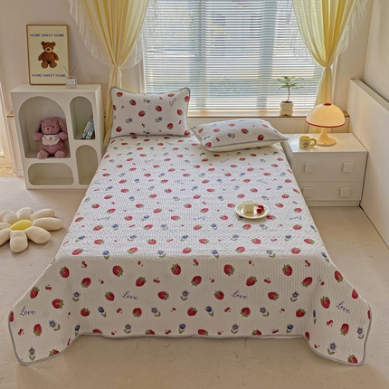 91家纺网 家纺一手货源 找家纺 缦卡琳 2024新款有氧泡泡棉床盖系列 草莓玫瑰