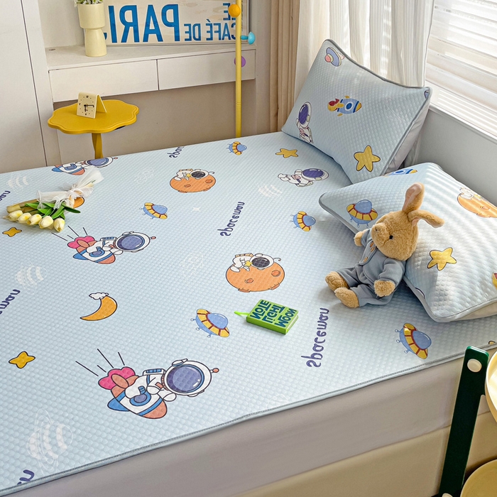 91家纺网 家纺一手货源 找家纺 大柏树 2025新款A类印花凉豆豆冰豆豆床席款凉席 宇航员