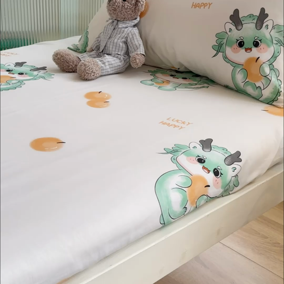 91家纺网 家纺一手货源 找家纺 金鑫汇 2024新款全棉卡通印花学生床垫套床笠系列 小青龙
