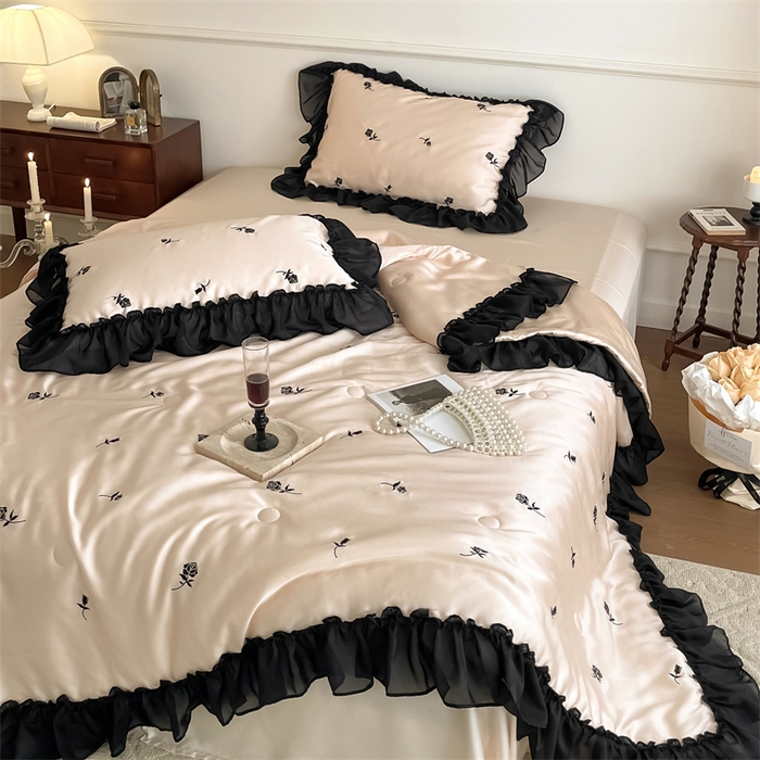 91家纺网 家纺一手货源 找家纺 黛舒家居 2024新款60支100%莱赛尔纤维夏被四件套 黑色玫瑰