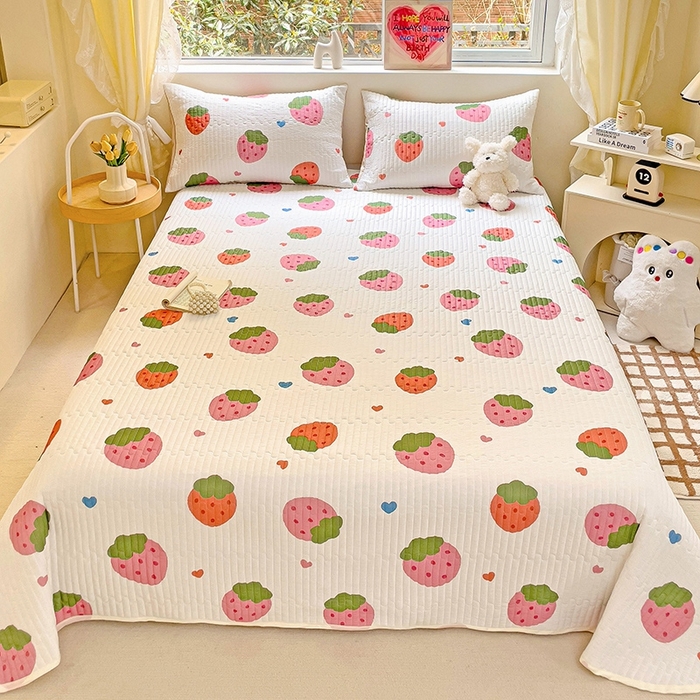 91家纺网 家纺一手货源 找家纺 澳梵家居 2024新款凉感丝软席软凉席床盖夏被四件套件 草莓派