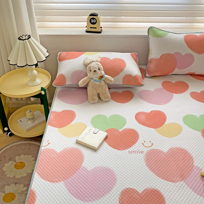 91家纺网 家纺一手货源 找家纺 大柏树 2025新款A类印花凉豆豆冰豆豆床席款凉席 心相印