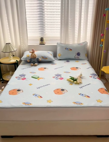 91家纺网 家纺一手货源 找家纺 大柏树 2025新款A类印花凉豆豆冰豆豆床席款凉席 宇航员