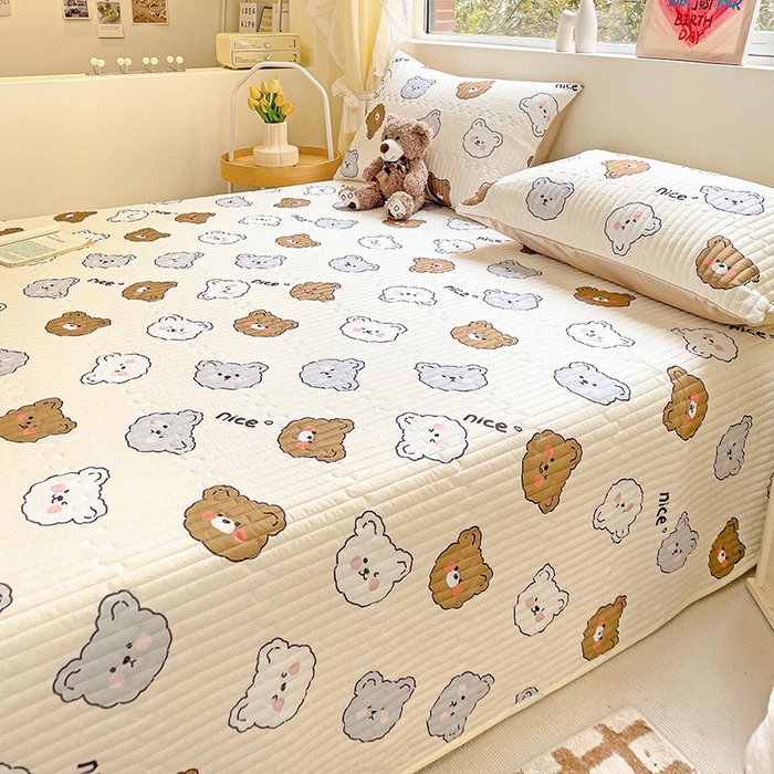 91家纺网 家纺一手货源 找家纺 澳梵家居 2024新款凉感丝软席软凉席床盖夏被四件套件 熊仔多多