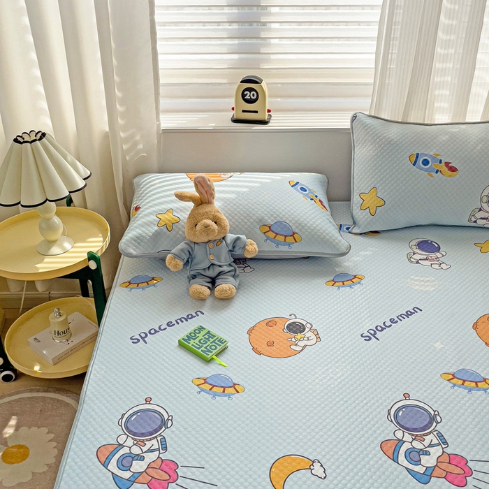 91家纺网 家纺一手货源 找家纺 大柏树 2025新款A类印花凉豆豆冰豆豆床席款凉席 宇航员