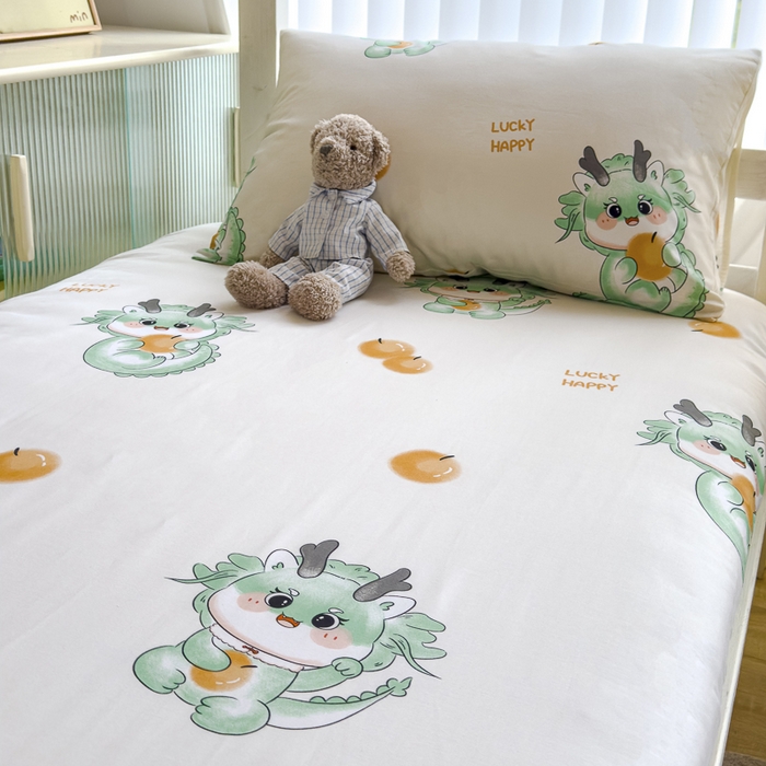 91家纺网 家纺一手货源 找家纺 金鑫汇 2024新款全棉卡通印花学生床垫套床笠系列 小青龙