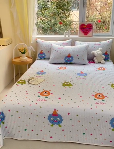 91家纺网 家纺一手货源 找家纺 澳梵家居 2024新款凉感丝软席软凉席床盖夏被四件套件 小怪兽