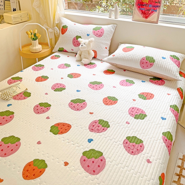 91家纺网 家纺一手货源 找家纺 澳梵家居 2024新款凉感丝软席软凉席床盖夏被四件套件 草莓派