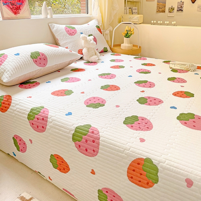 91家纺网 家纺一手货源 找家纺 澳梵家居 2024新款凉感丝软席软凉席床盖夏被四件套件 草莓派